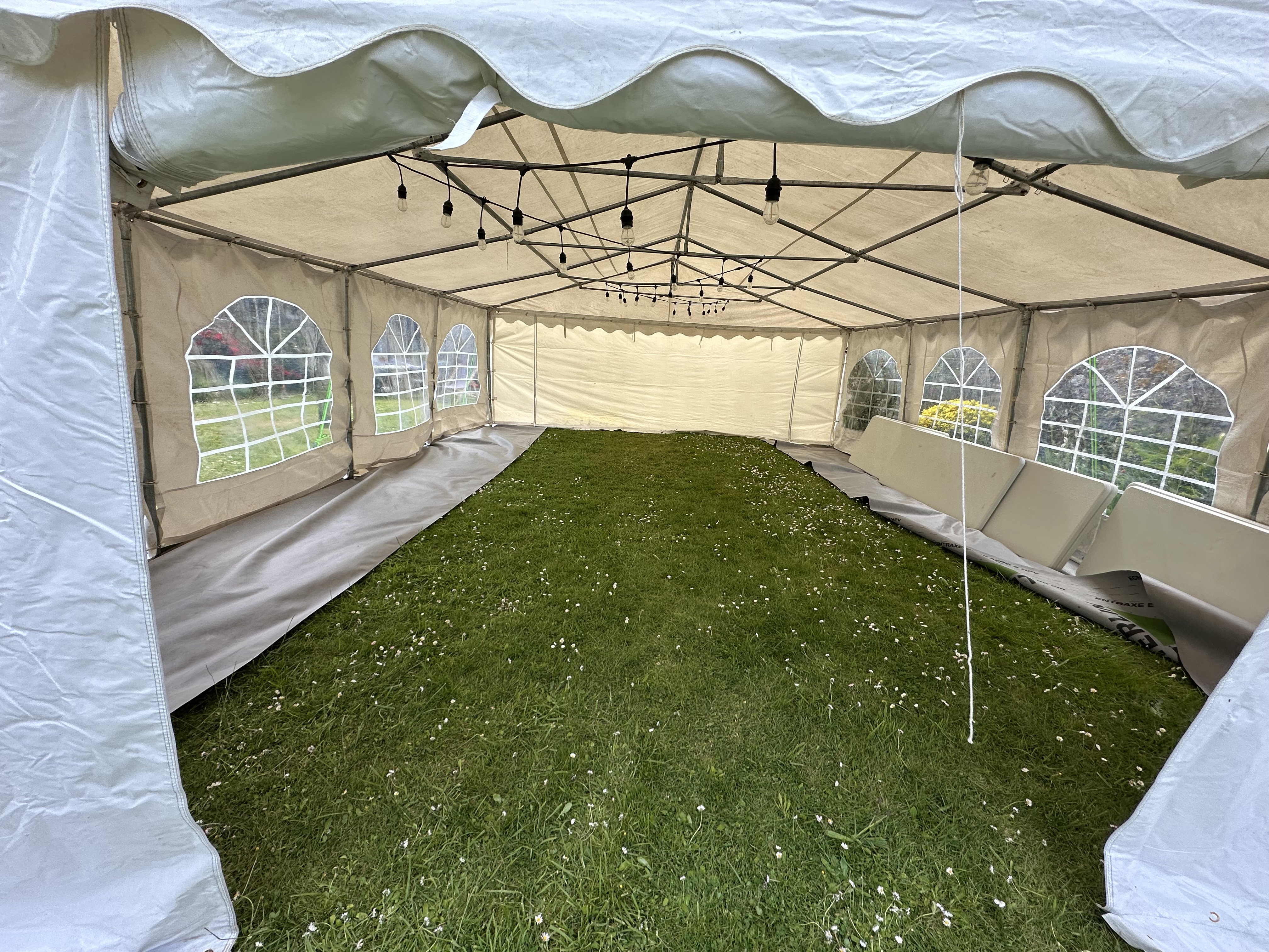 Tente réception privée 6×8m — JUBIN Location